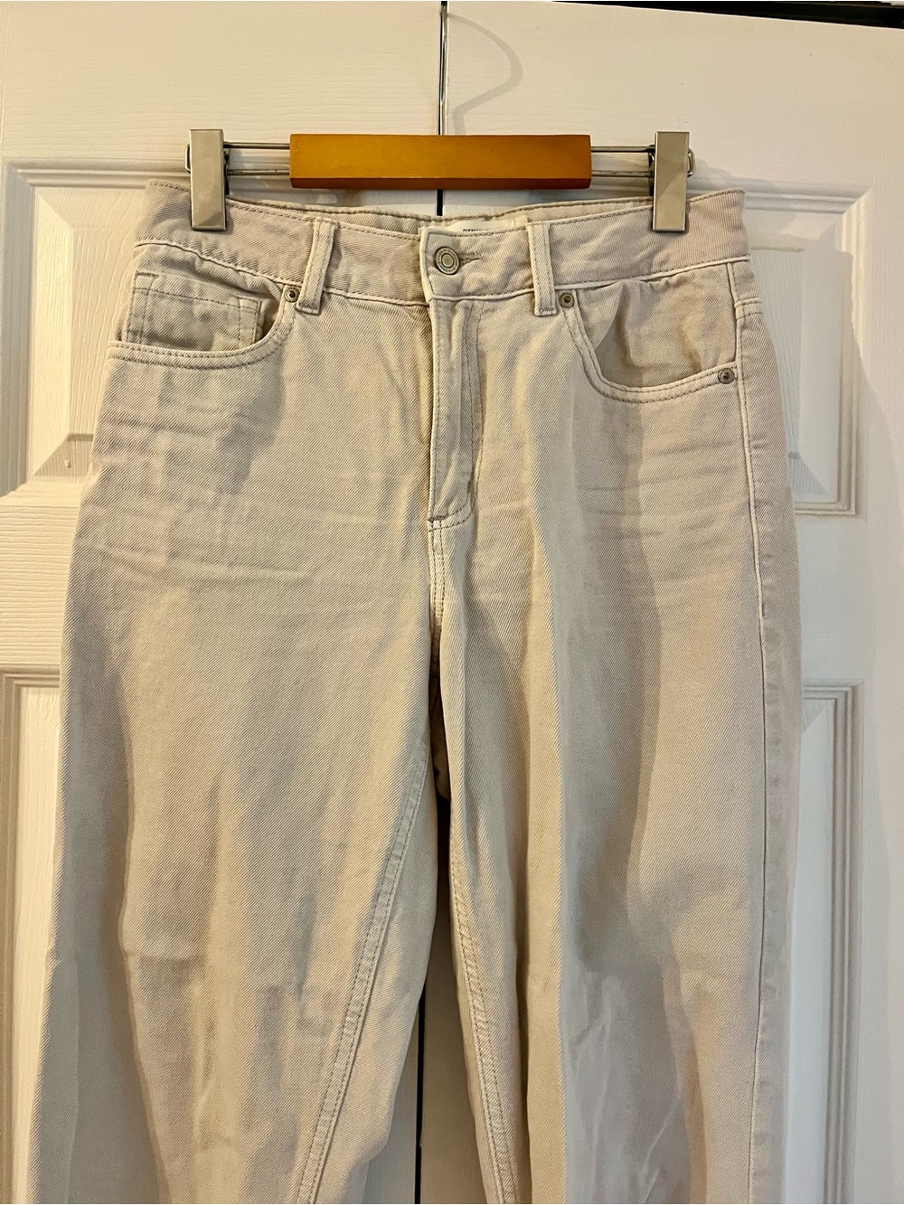 Dynamite High-Rise Cream Straight Jeans